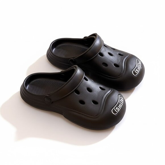 Lightweight EVA Clogs with Smile Design – Breathable Sli！！BLACK - Picture 1 of 4